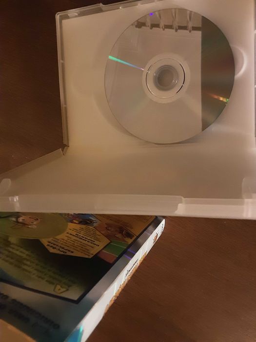 Filme "A história de uma abelha" Edição especial com capa