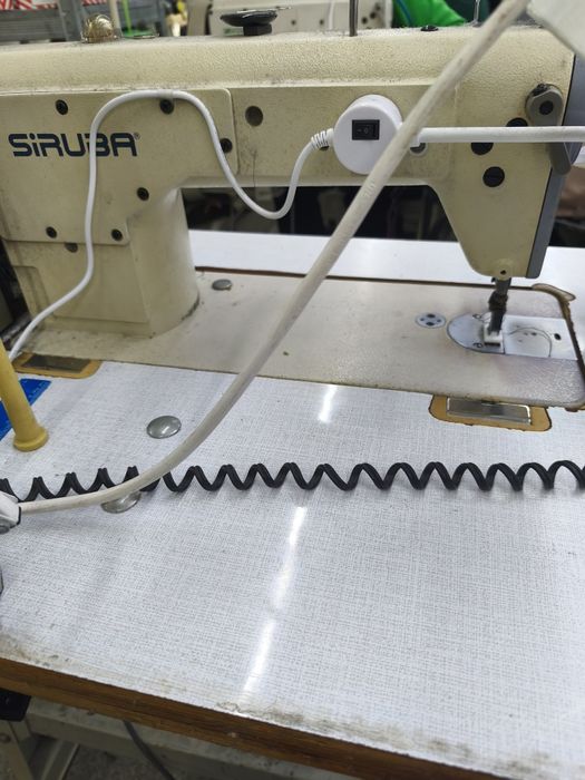 Наладчик швейных машинок паровые утюги