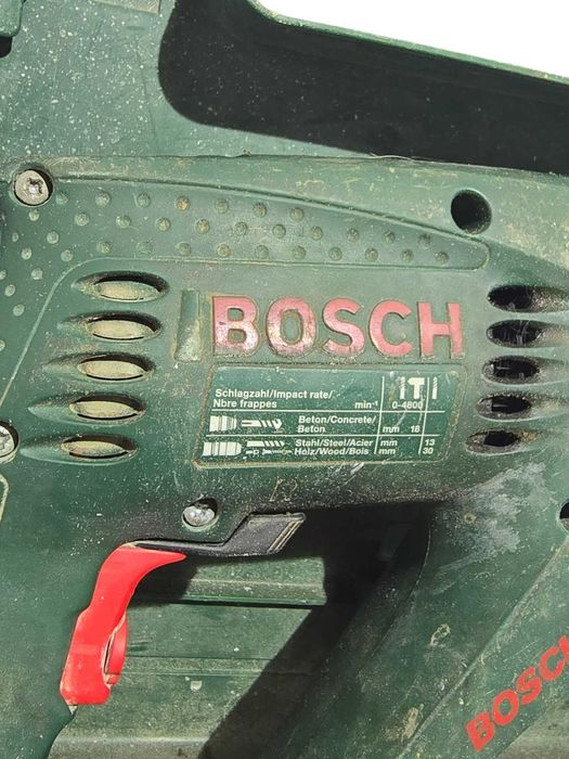 Młot udarowy sieciowy Bosch PBH 180 RE