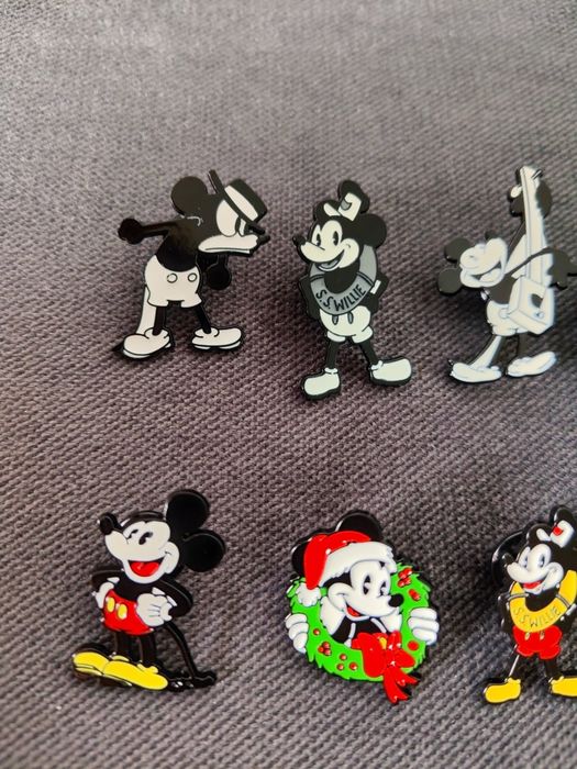 Myszka Mickey pin przypinka broszka