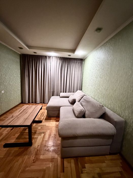 Посуточно 3 комн.кв Хортицкий район (Бабурка)без отключений света!