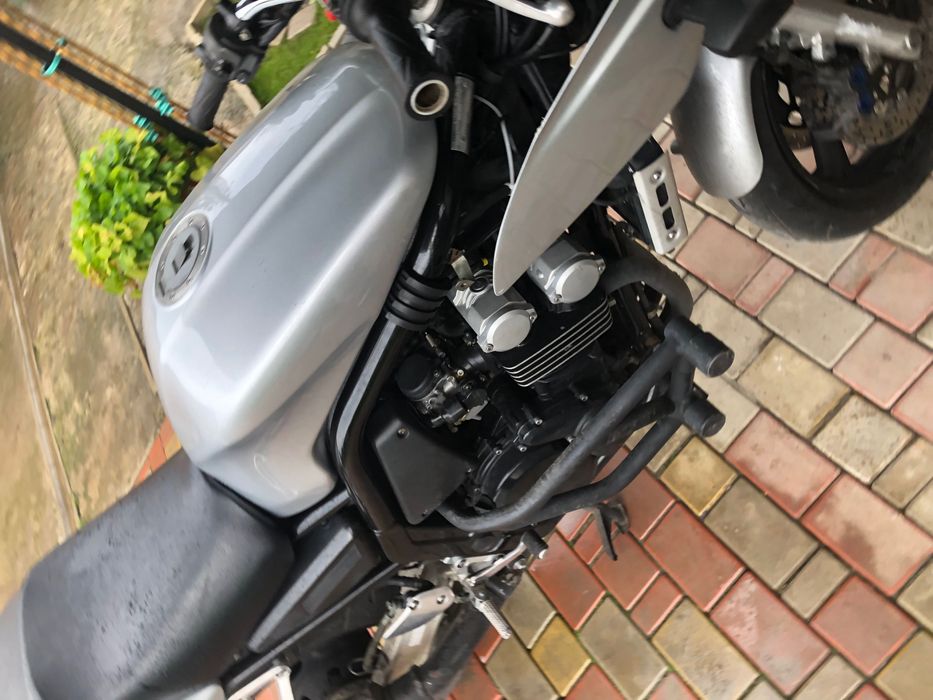 Спортбайк Yamaha fazer fzs 600