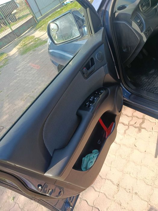 Кіа спортейдж 2008 терміново