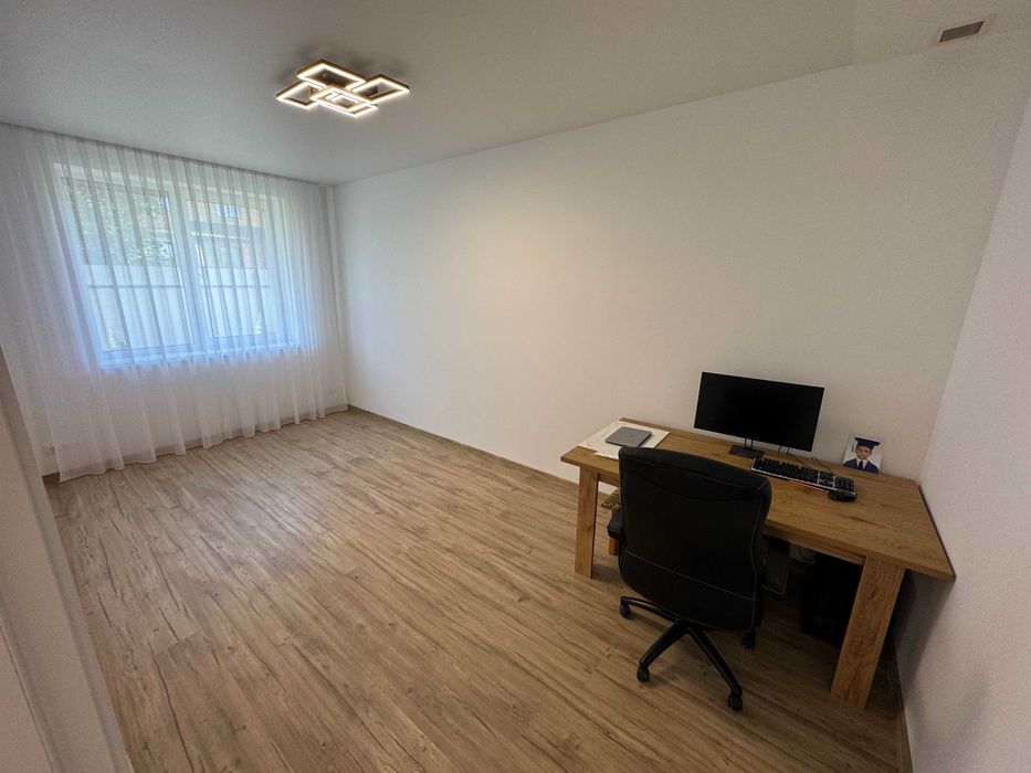 Продаж будинку, с.Ременів, 218 м.кв., укриття, гараж, 10 сот., БЕЗ КОМІСІЇ для покупця.