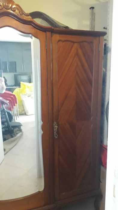 Móveis estilo antigo