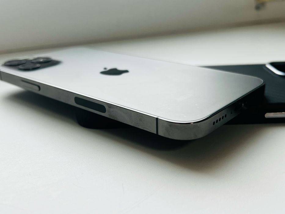 iPhone 12 pro 128gb стан чудовий iOS 19!