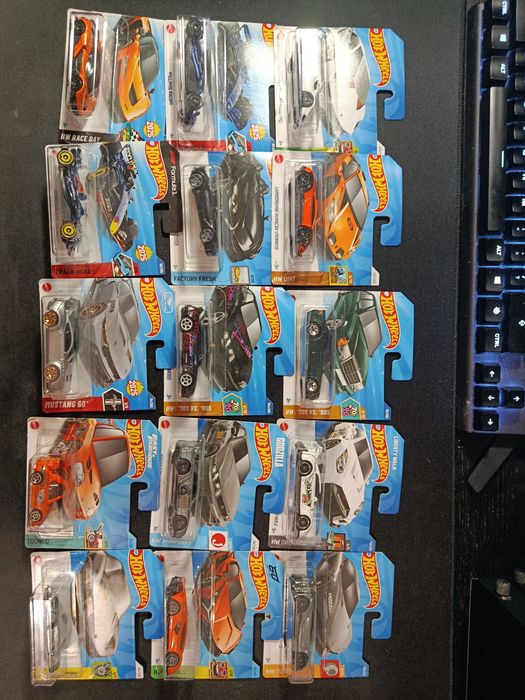 Kolekcja Hot Wheels Ponad 260modeli