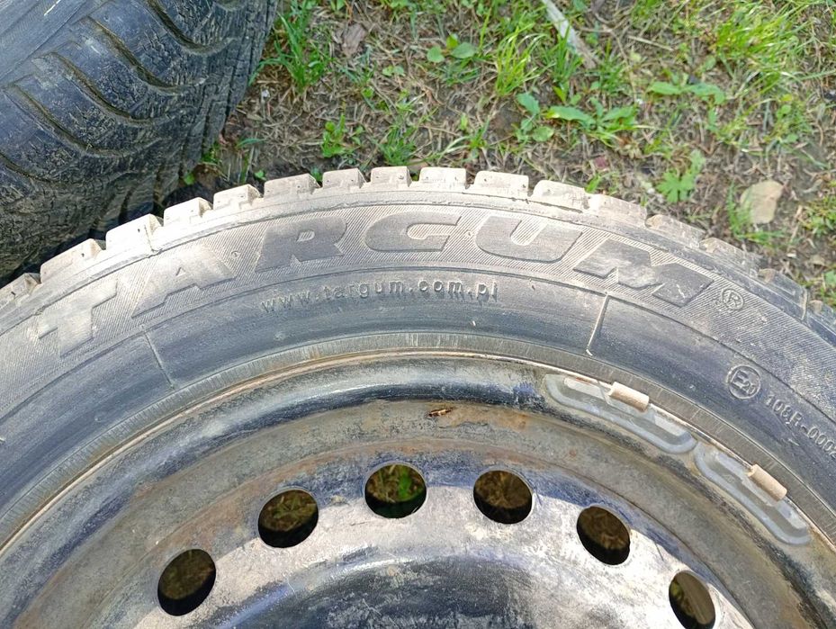 Koła zimowe FORD 205/55/16 5x108