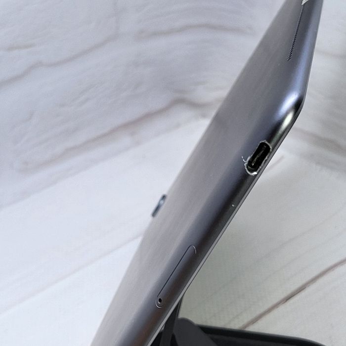 Продам планшет  Huawei MediaPad M5 4/64Gb WiFi  в гарному стані
