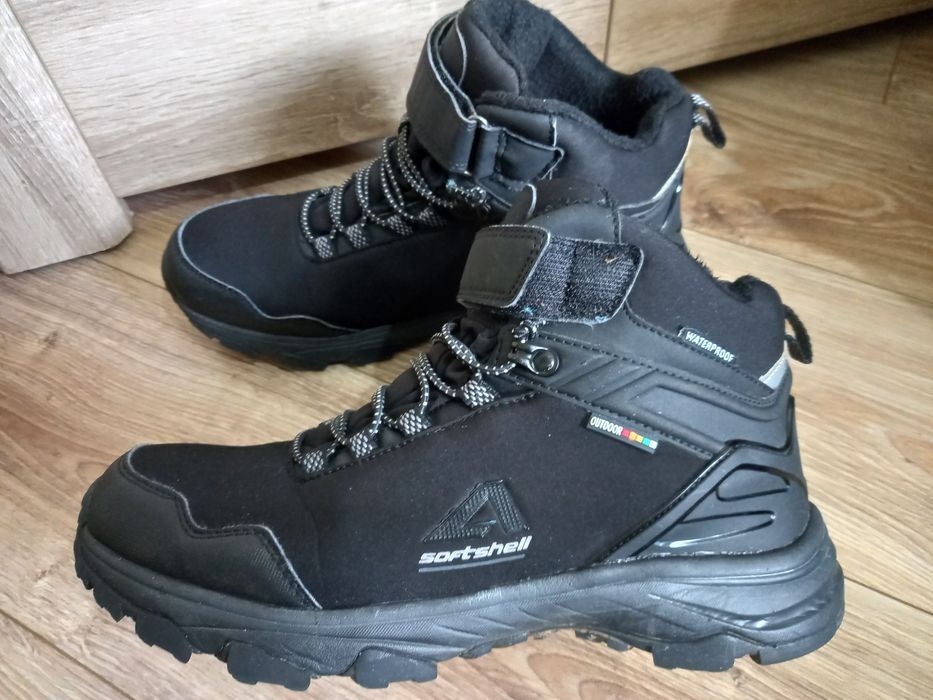 Buty zimowe 42 śniegowce, męskie, chłopięce.