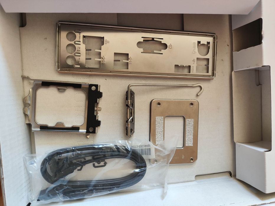 ASUS PRIME B660M-K D4 (LGA1700) – Uszkodzony Socket / Pogięte Piny