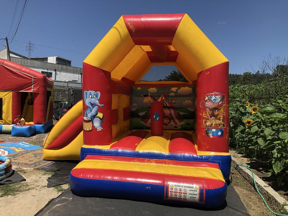Venda insuflavel modelo circo