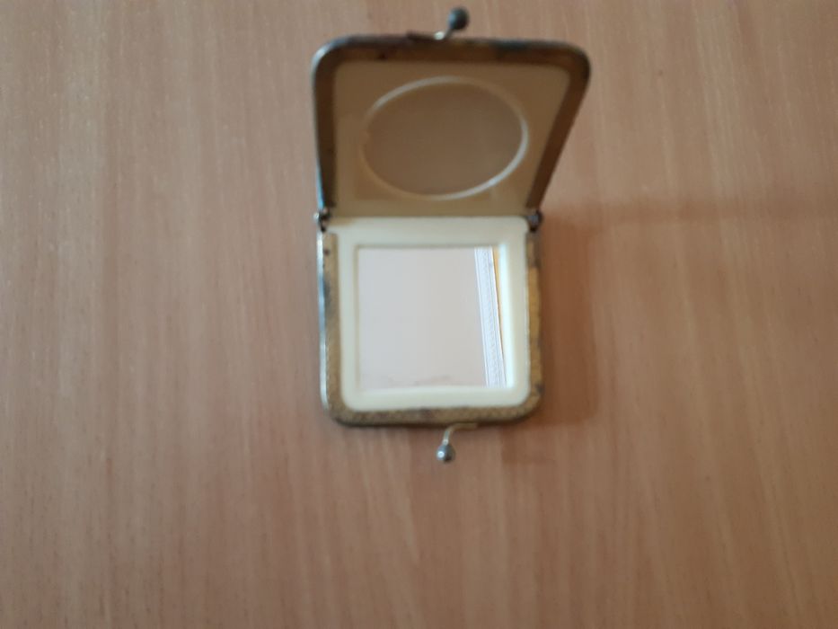 Lusterko kieszonkowe stare