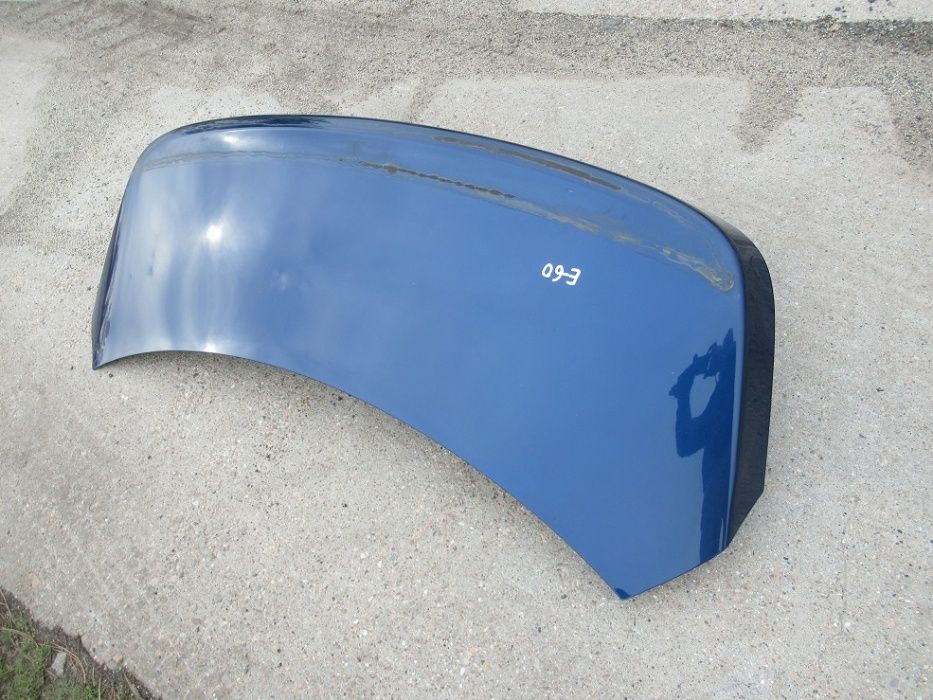 BMW E60 sedean klapa tył kompletna
