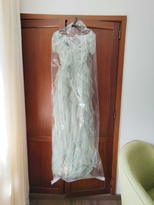 Vestido comprido verde de festa