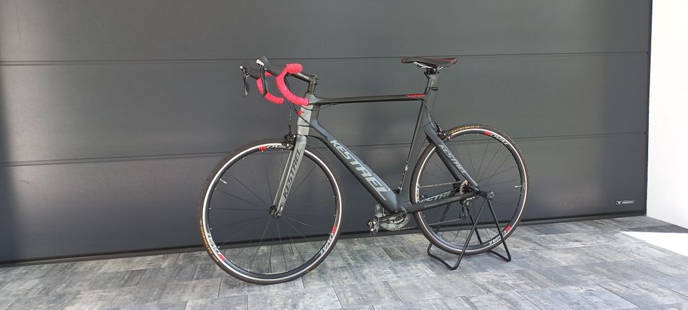 Rower szosowy kestrel carbon