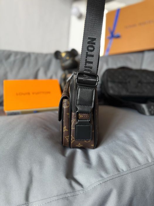 Жіноча чоловіча сумка коричнева Louis Vuitton S Lock луи витон мужская