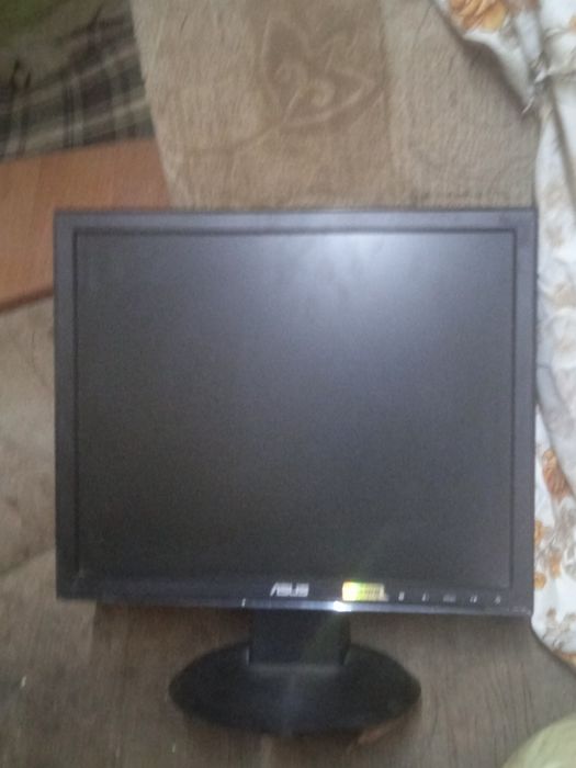 Продам два монитора Asus