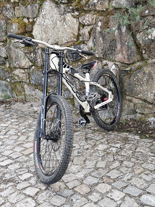 Bike dirt jump/dh