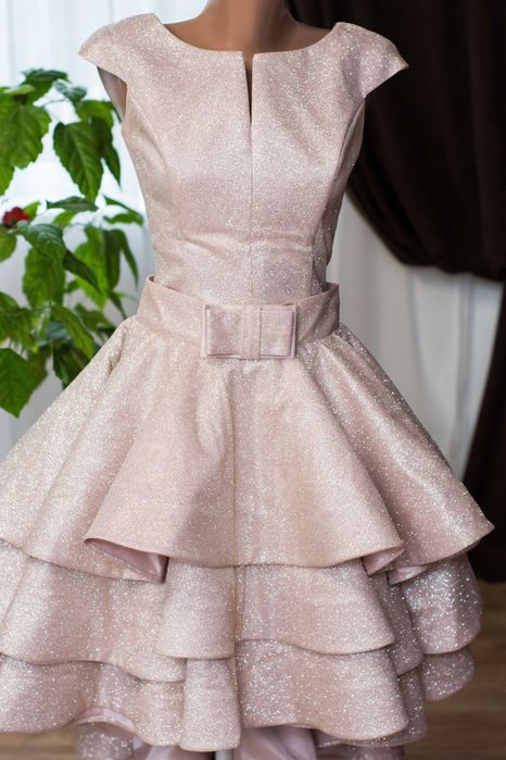 Плаття для особливої події