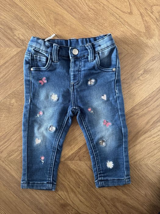 Jeansy dla dziewczynki 74 nowe