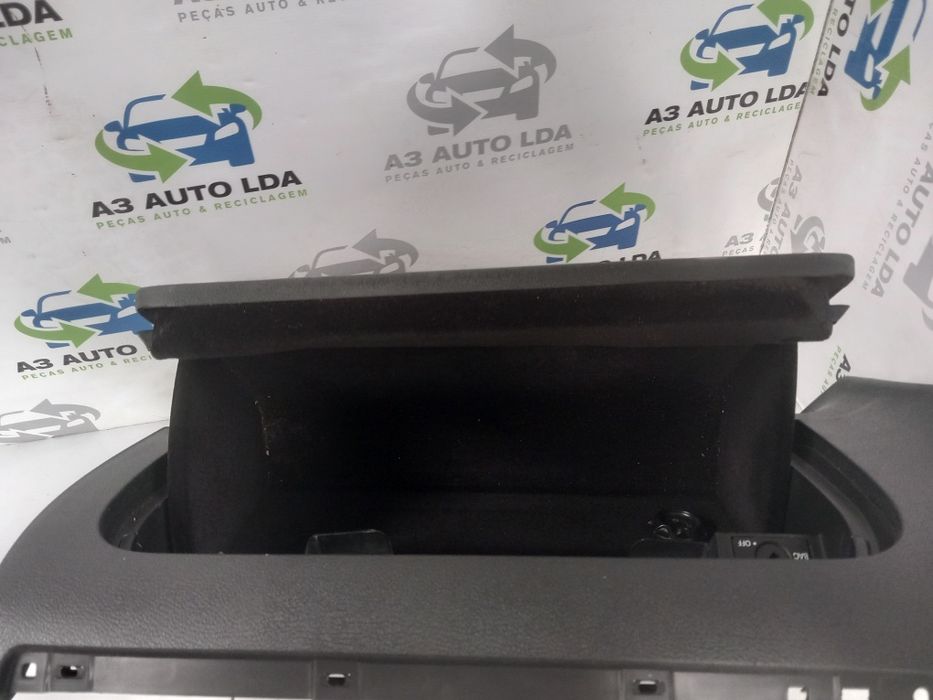 Porta luvas Volkswagen Golf V
