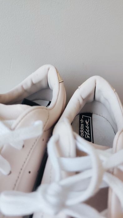 Skórzane sneakersy Adidas Sleek Super platforma 39 40 pudrowy róż wysmuklające