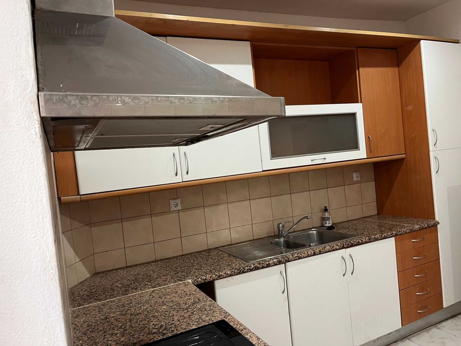 Moradia T4 com garagem e jardim