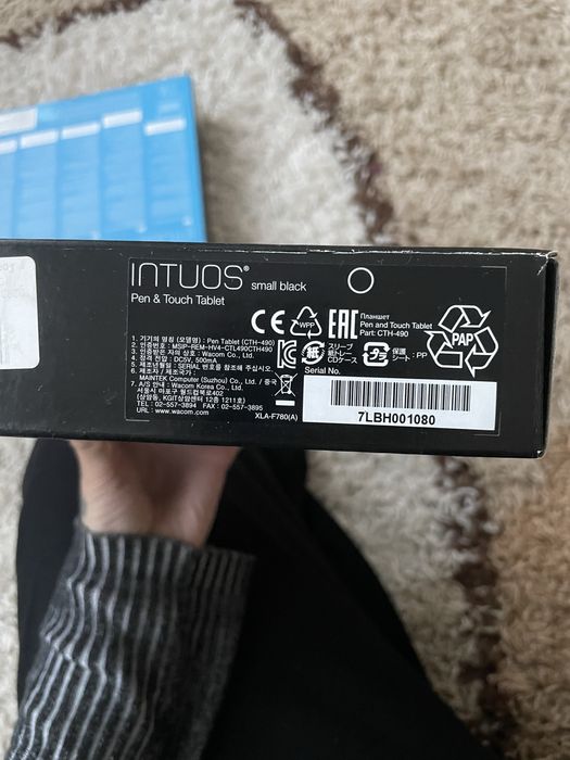 Графічний планшет Intuos Art PT S