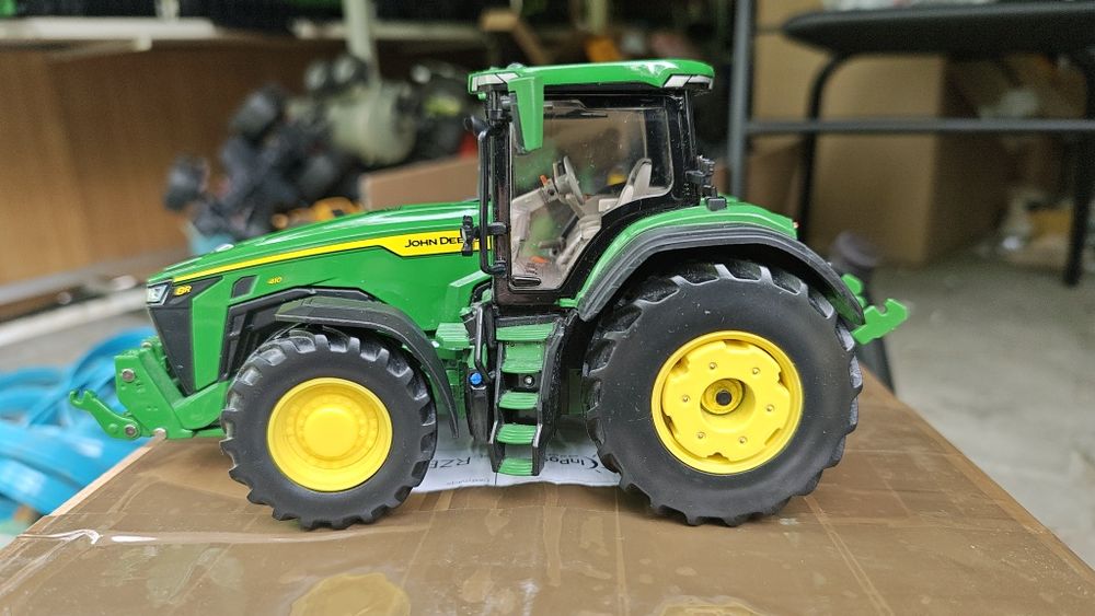 Ertl traktor john deere