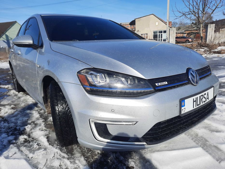 Фольскваген  е-гольф