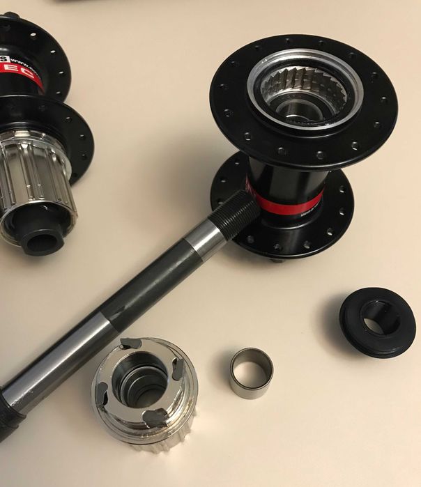 Задня втулка на велосипед Novatec D442SB. 142/12. 148/12, 28,32отв.