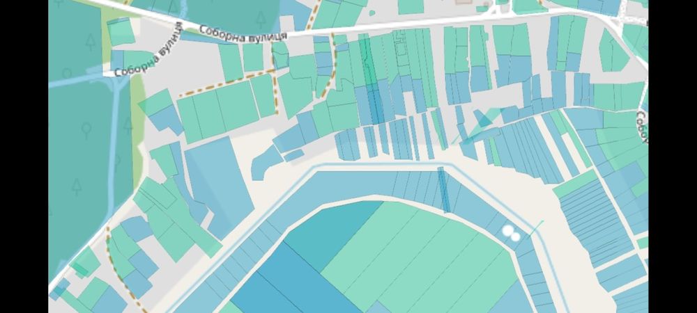 Дві земельні ділянки