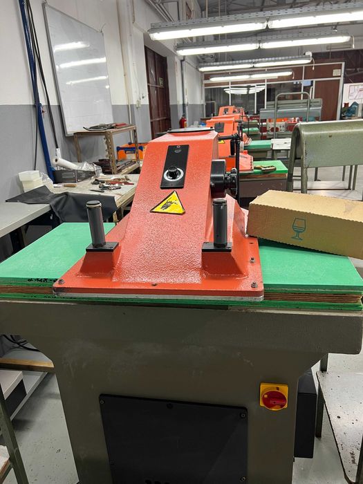 maquinas da industria de calçado