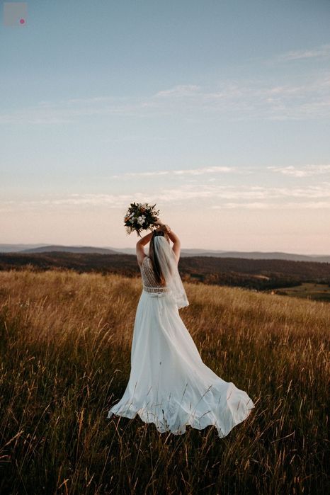 Suknia ślubna rozmiar M