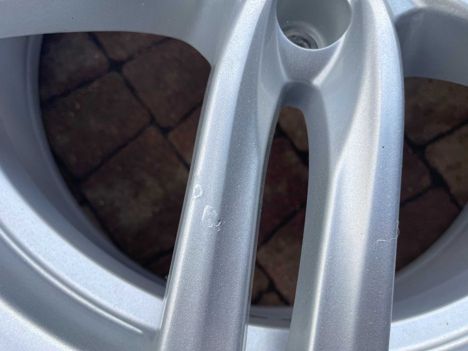 3827. Alufelgi 17" Golf Beetle Toutan Kodiaq Octavia 7J ET40 5x112