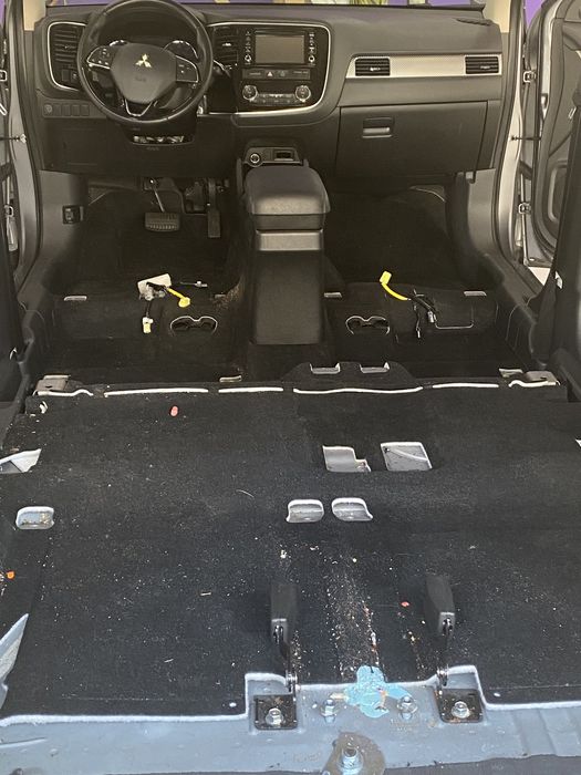 Химчистка салона авто Чистка сидений потолка пола карт пластика Озонац