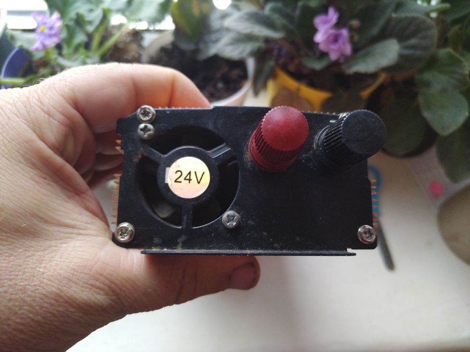 Інвертор 24в 2000ват