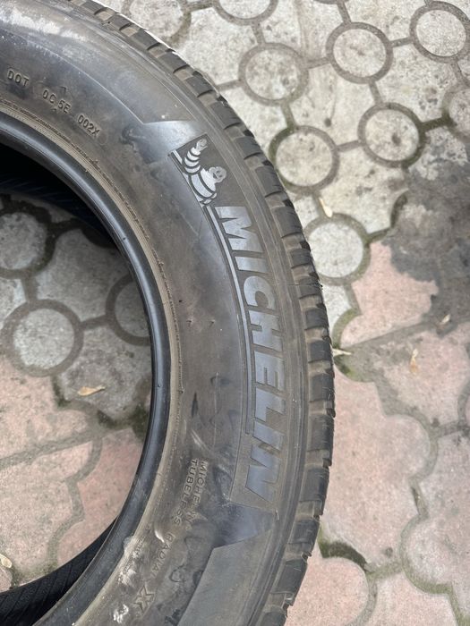 Пара Michelin  Latitude 265 60 18