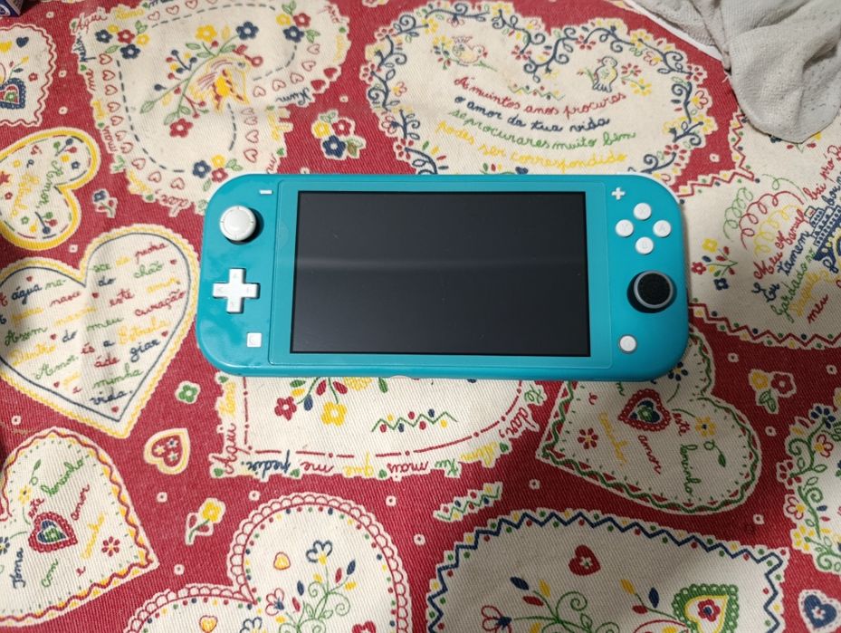 Nintendo switch lite