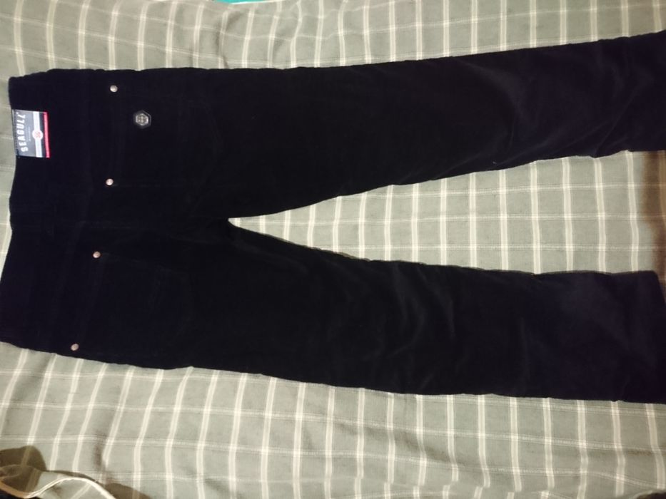 Брюки на утеплителе,в рубчик