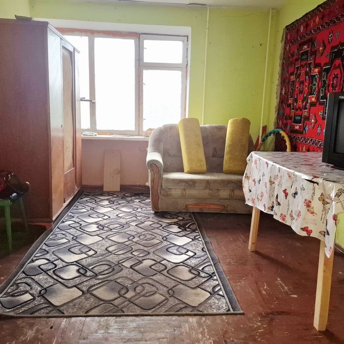 Продам комнату 6\ 9 по  ул.Исторической!