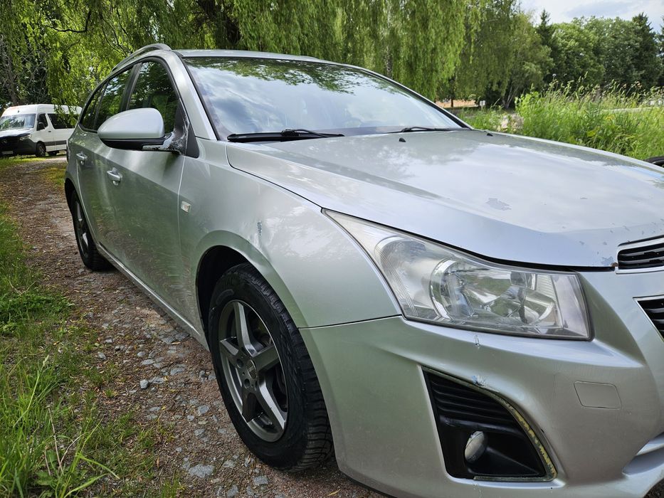Chevrolet Cruze 2013  рік 1.7 дизель для військових