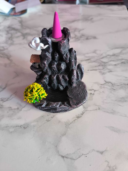 Kadzielnica kadzidło zapachowe dymne wodospad