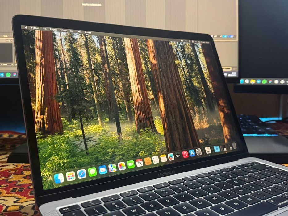 MacBook Air 13” 2020 i3 256/8 A2179