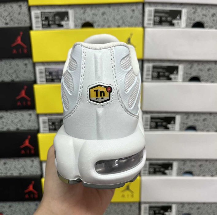 Air Max TN Plus White R.38