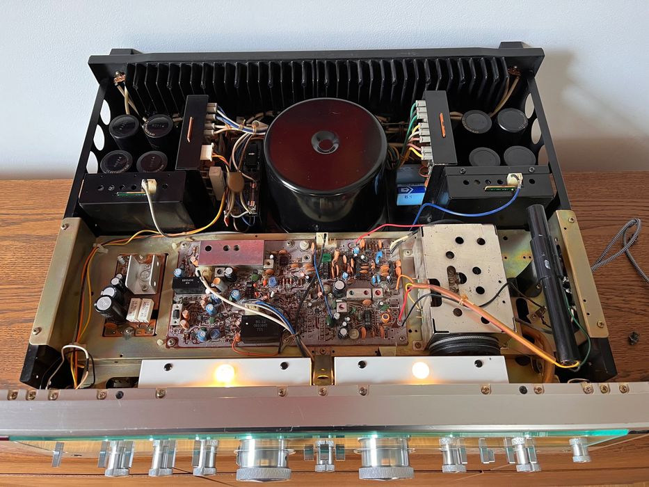 Sansui G 8000 Pure Power DC Stereo Receiver