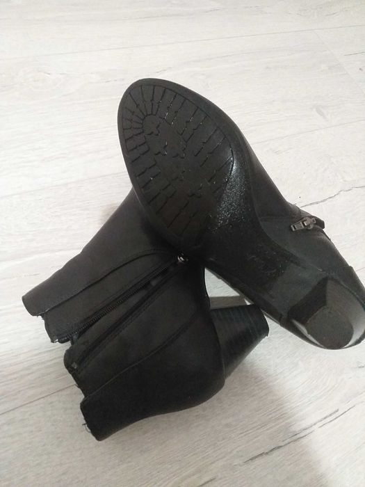 Ботильйони "clarks"