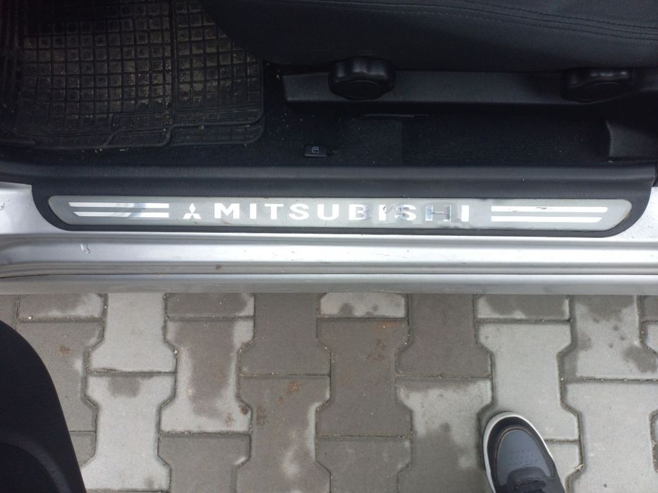 Mitsubishi Carisma 2003 1.6 бензин