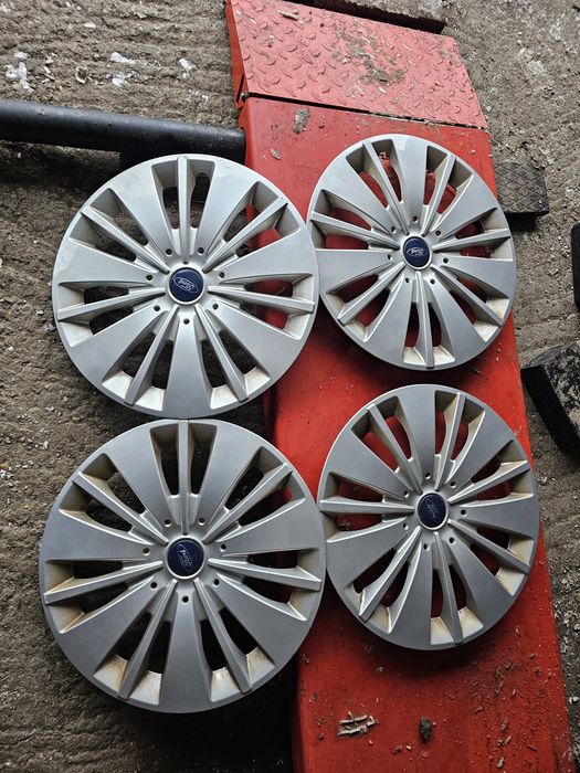Kołpaki Ford  R16